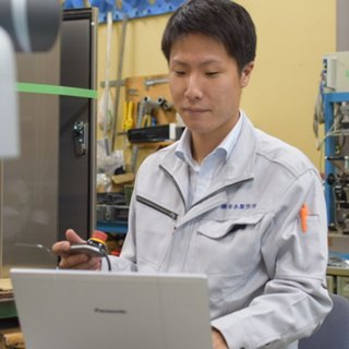河野 譲二さん